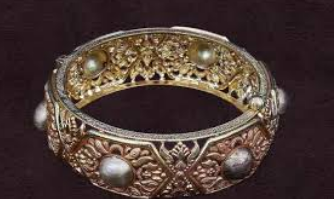 Jewellery and Jewelled Objects of Jammu