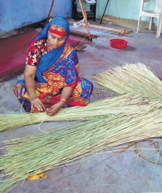 Pattamadai/ Kora/ Sedge Grass Mats Weaving of Tamil Nadu